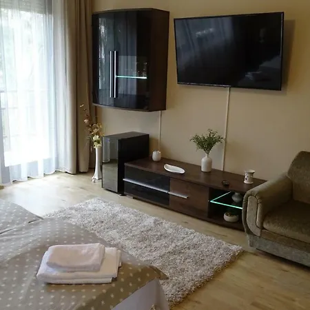 Wolf Apartment Siofok