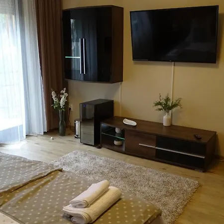 Wolf Apartment